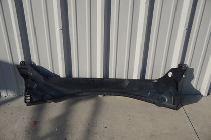 2018 - 2023 BMW X2 F39 FRONT WINDSHIELD COWL VENT COVER PANEL OEM 51717429612