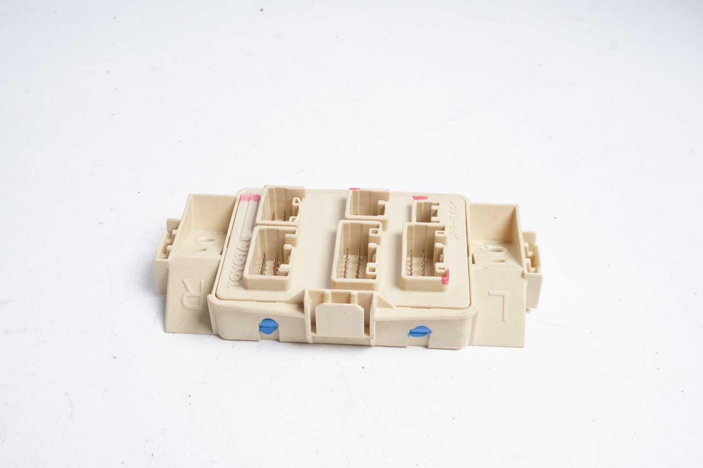 02-10 Lexus SC430 Fuse Box Fusebox Relay Junction Connector OEM