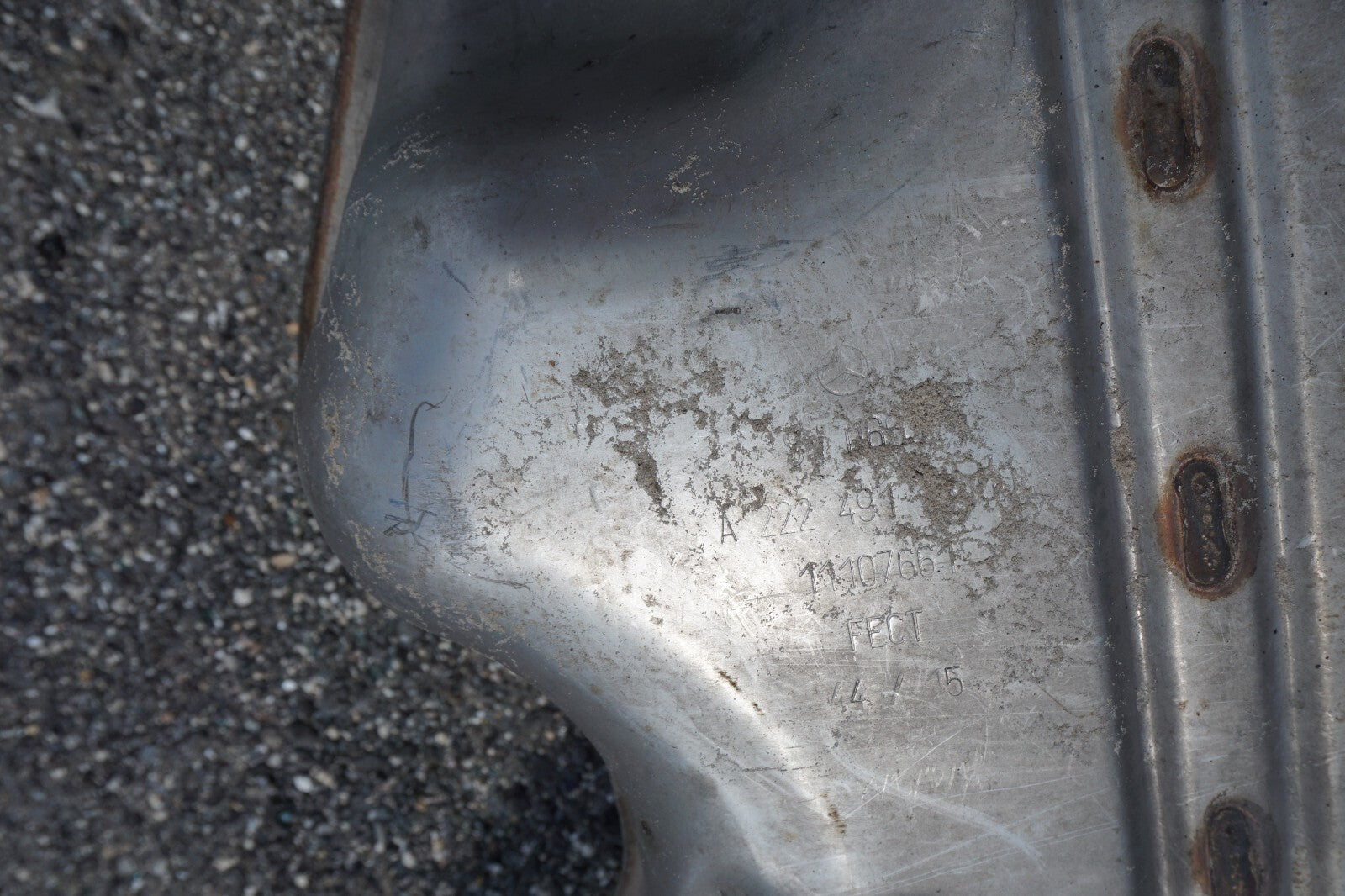 14-17 Mercedes S550 W222 Exhaust Resonator Pipe Muffler Driver Side Left OEM