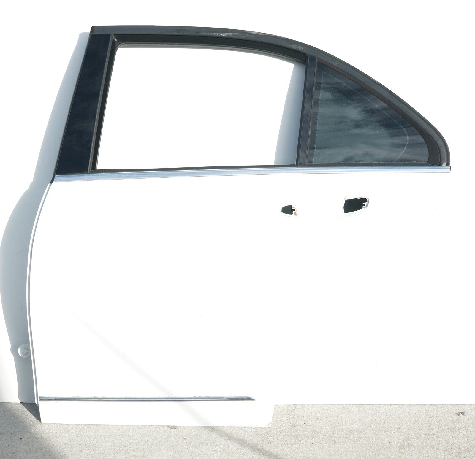 2008 - 2014 MERCEDES W204 C200 C250 C300 C350 REAR LEFT DOOR SHELL