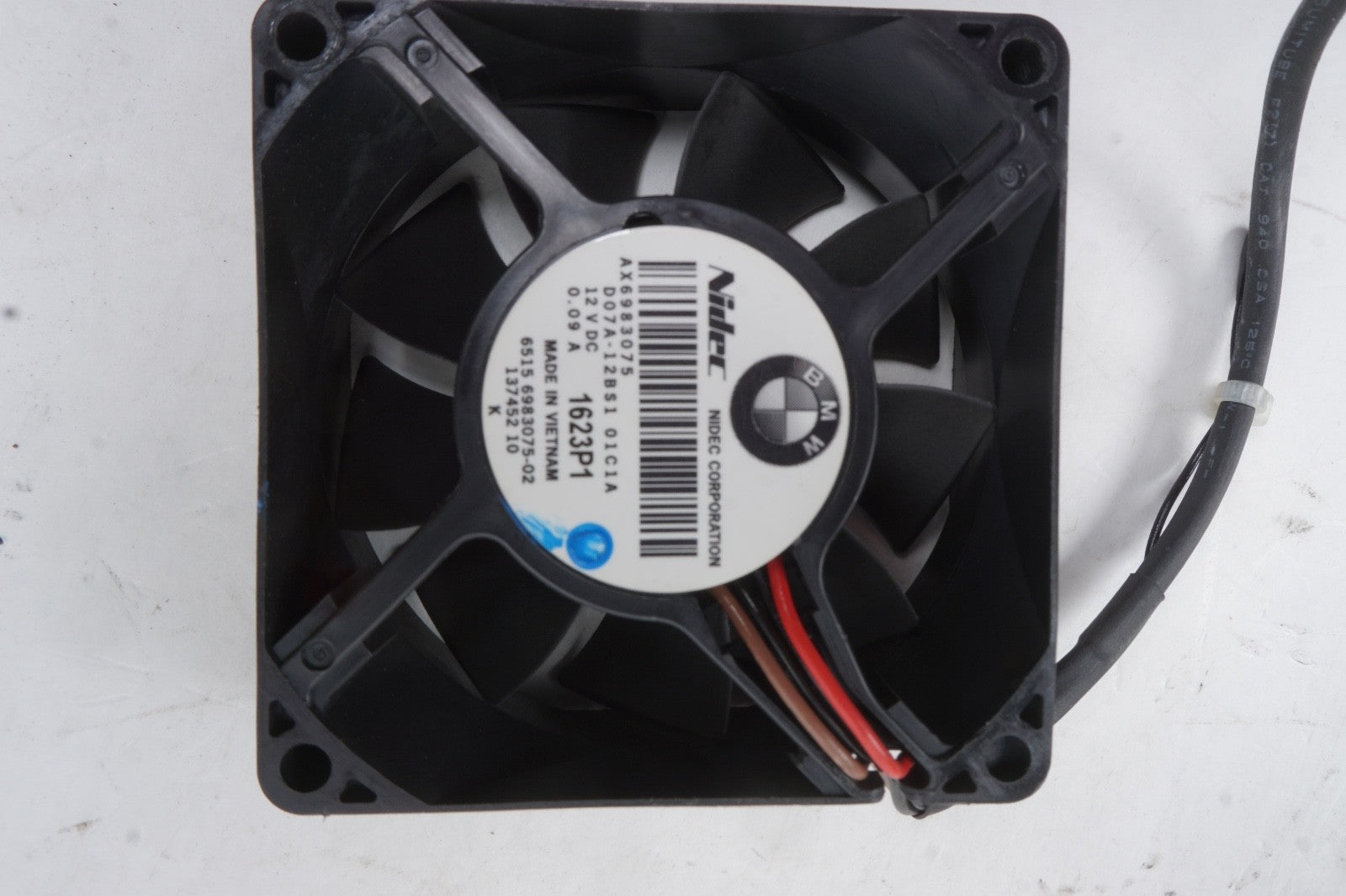 09-16 BMW F10 F01 535i 750i Rear Amp Amplifier Cooling Fan Unit 6983075 OEM