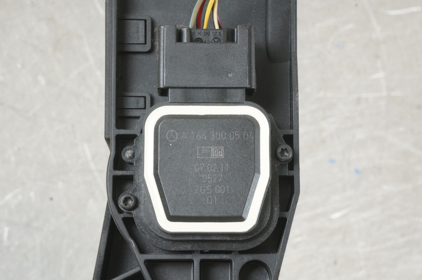 06-13 Mercedes X164 GL550 R350 Gas Throttle Pedal Accelerator 1643000504 OEM
