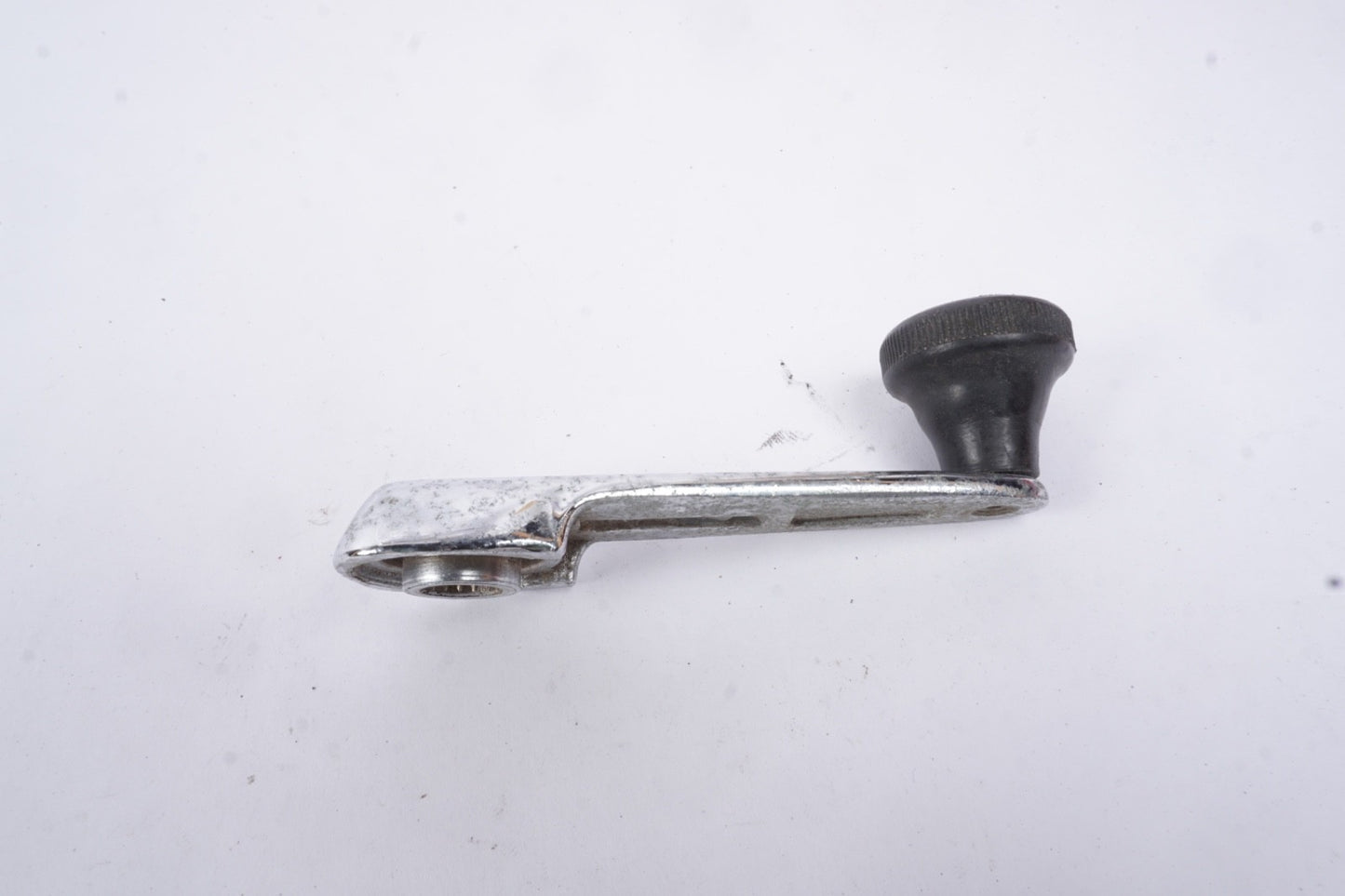 1974 Mercedes	Benz 240D Diesel Passenger Front Window Crank Handle Chrome OEM