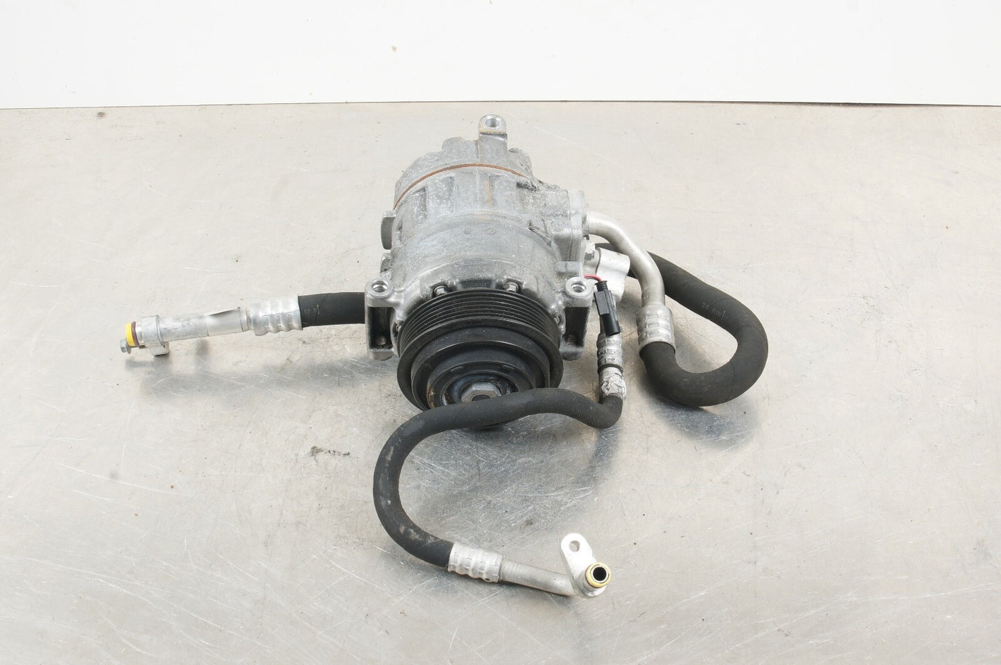12-13 Mercedes W221 S550 AC A/C Air Conditioning Compressor Pump 0022306211 OEM