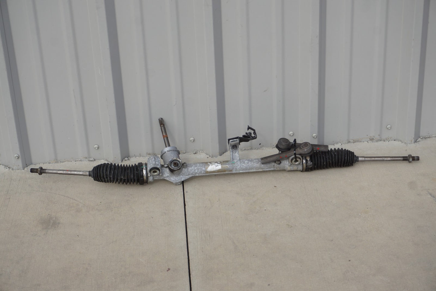 2014 - 2017 FIAT 500L Power Steering Rack & Pinion OEM