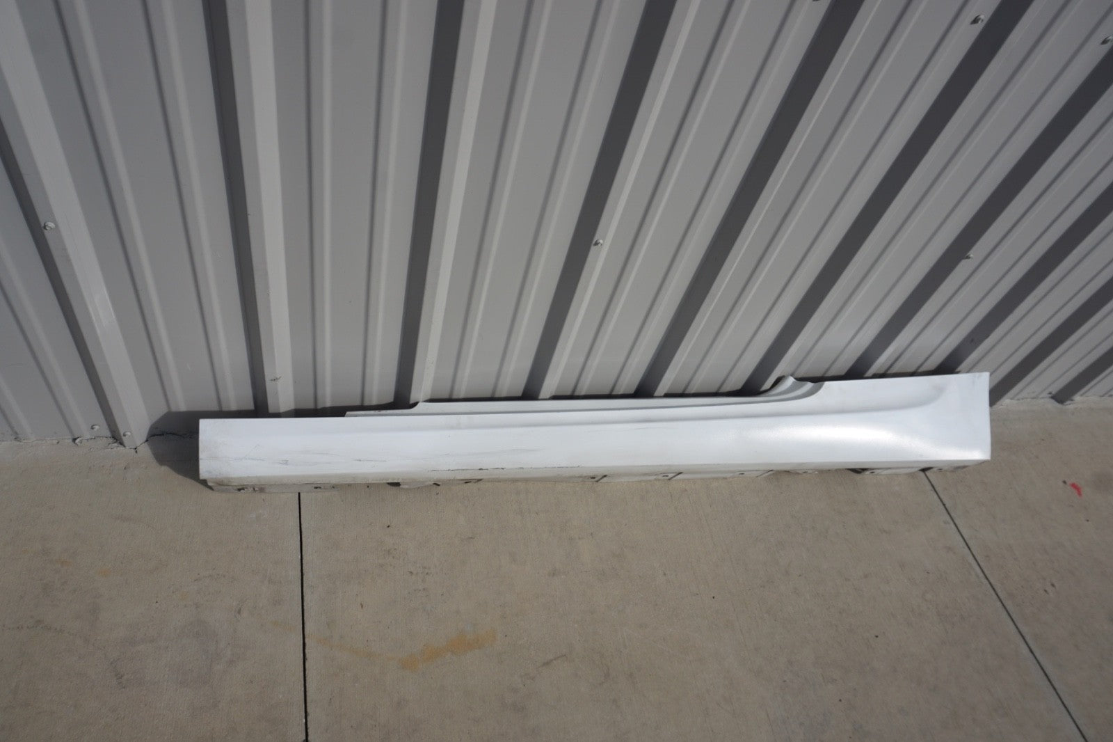 07 - 13 BMW 328i 335i Convertible Coupe Left Rocker Panel Skirt Molding OEM