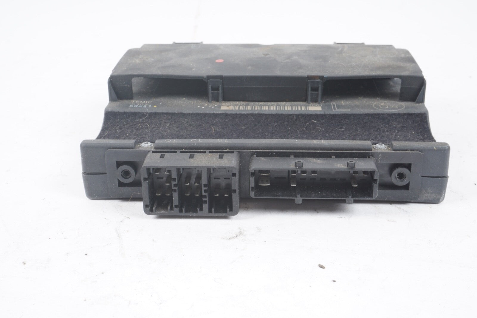 Mercedes R230 SL500 SL55 AMG Under Seat Control Module Left Driver Side OEM