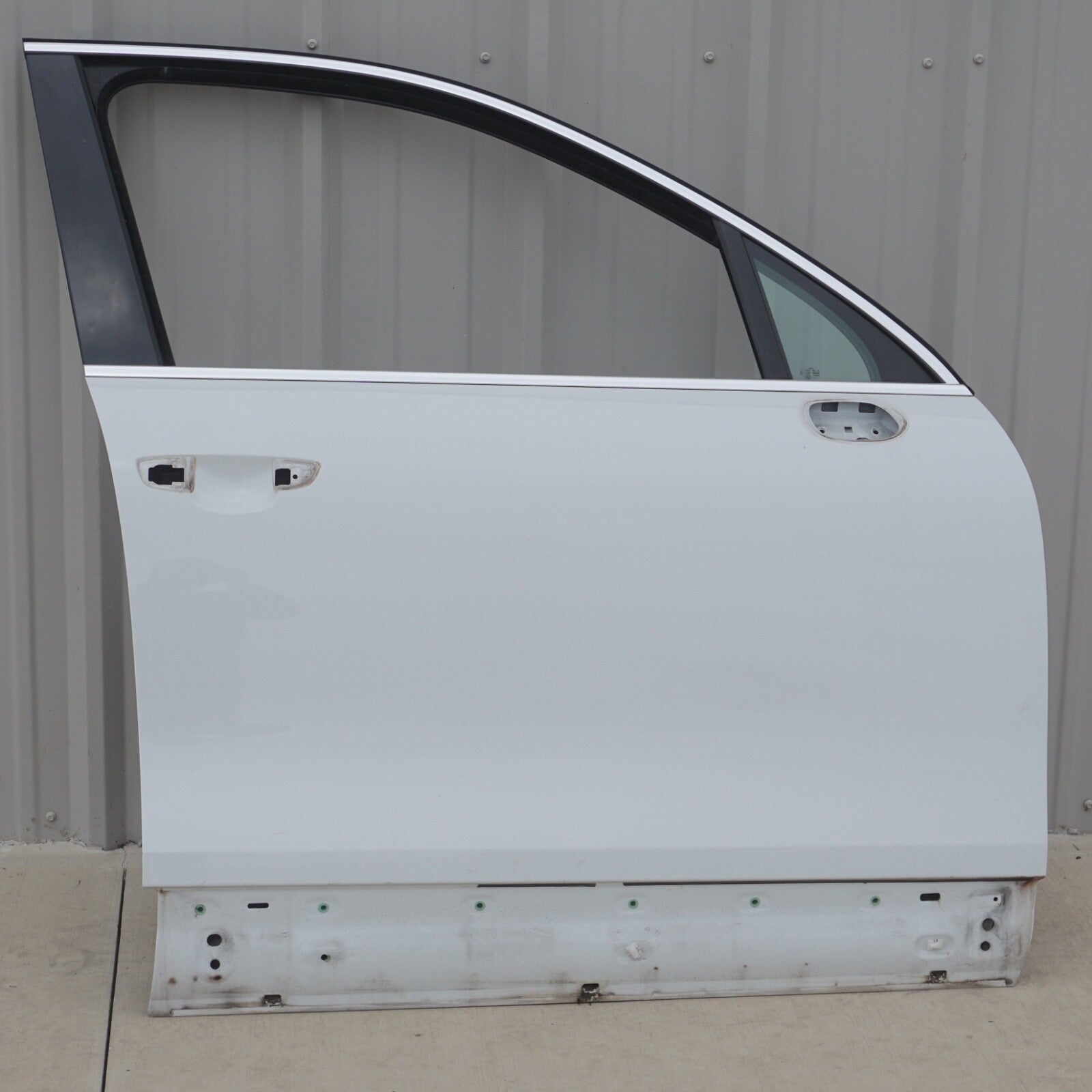 2011 - 2018 Porsche Cayenne 958 Front Door Shell Right Passenger Side OEM