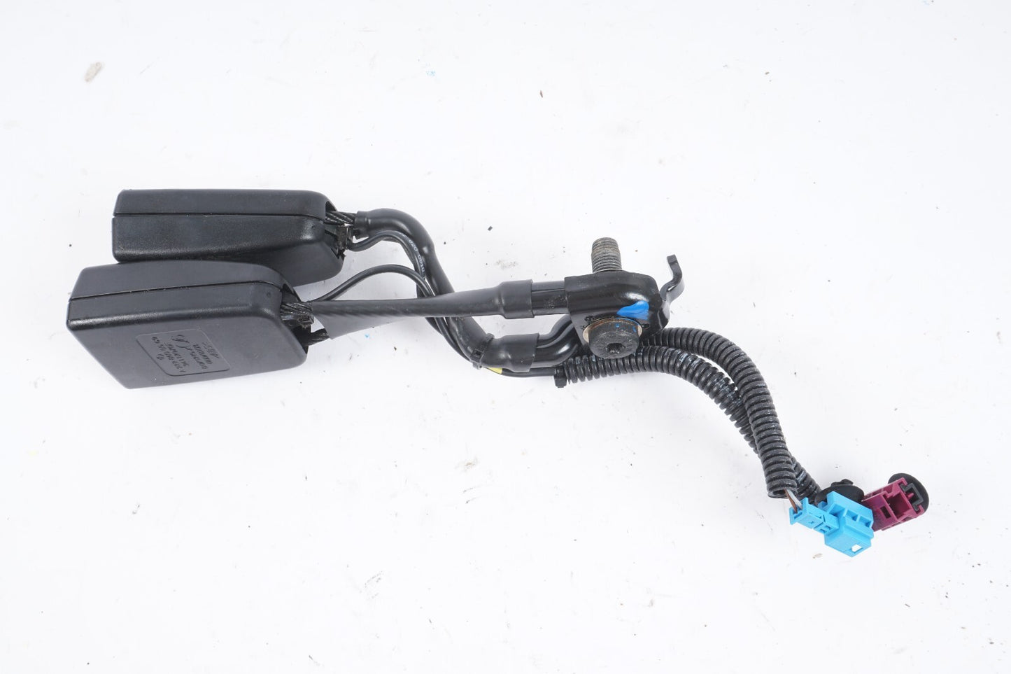 14 - 17 Mercedes S550 S600 W222 Rear Center Seat Belt Buckle Latch OEM