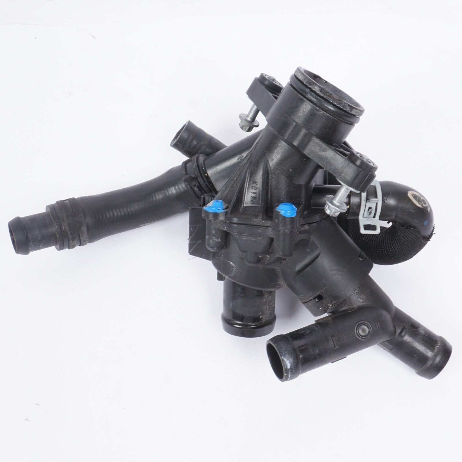 2015 - 2020 MERCEDES GLA250 (X156) 2.0L TURBO ENGINE THERMOSTAT HOUSING