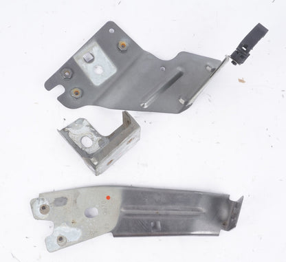 2014-2020 MASERATI GHIBLI FRONT LEFT FENDER LOWER MOUNT SUPPORT BRACKET OEM