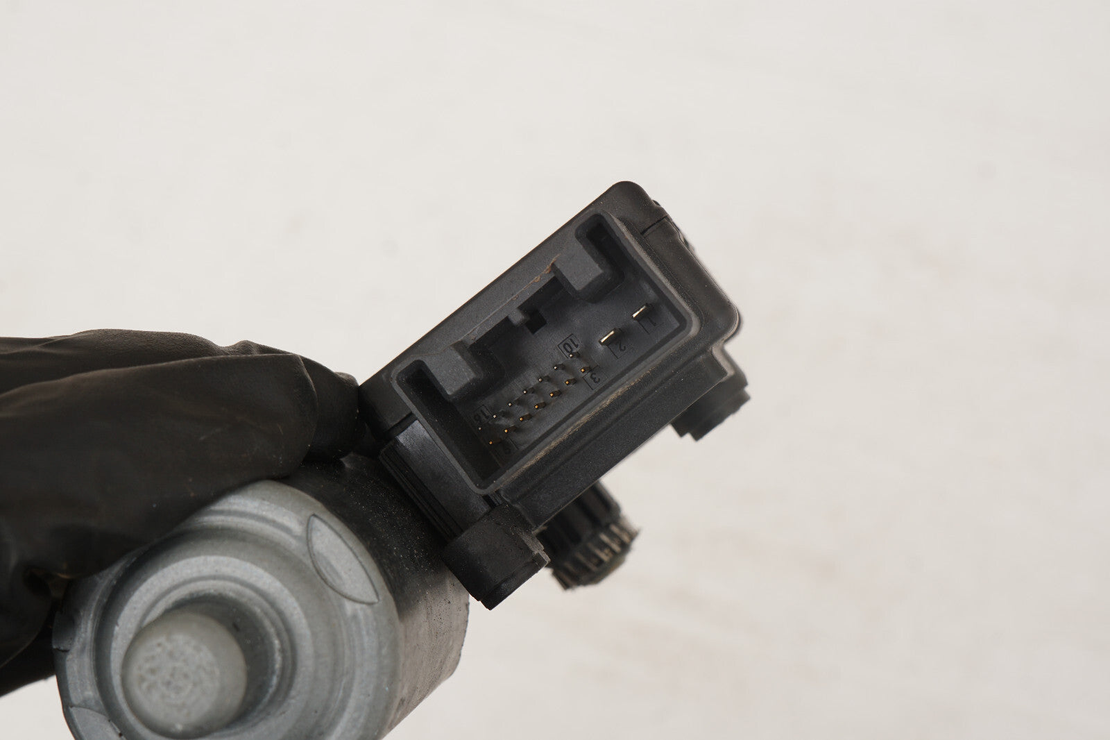 2007 - 2009 AUDI Q7 SUNROOF SUN ROOF MOTOR  4L0959591 OEM