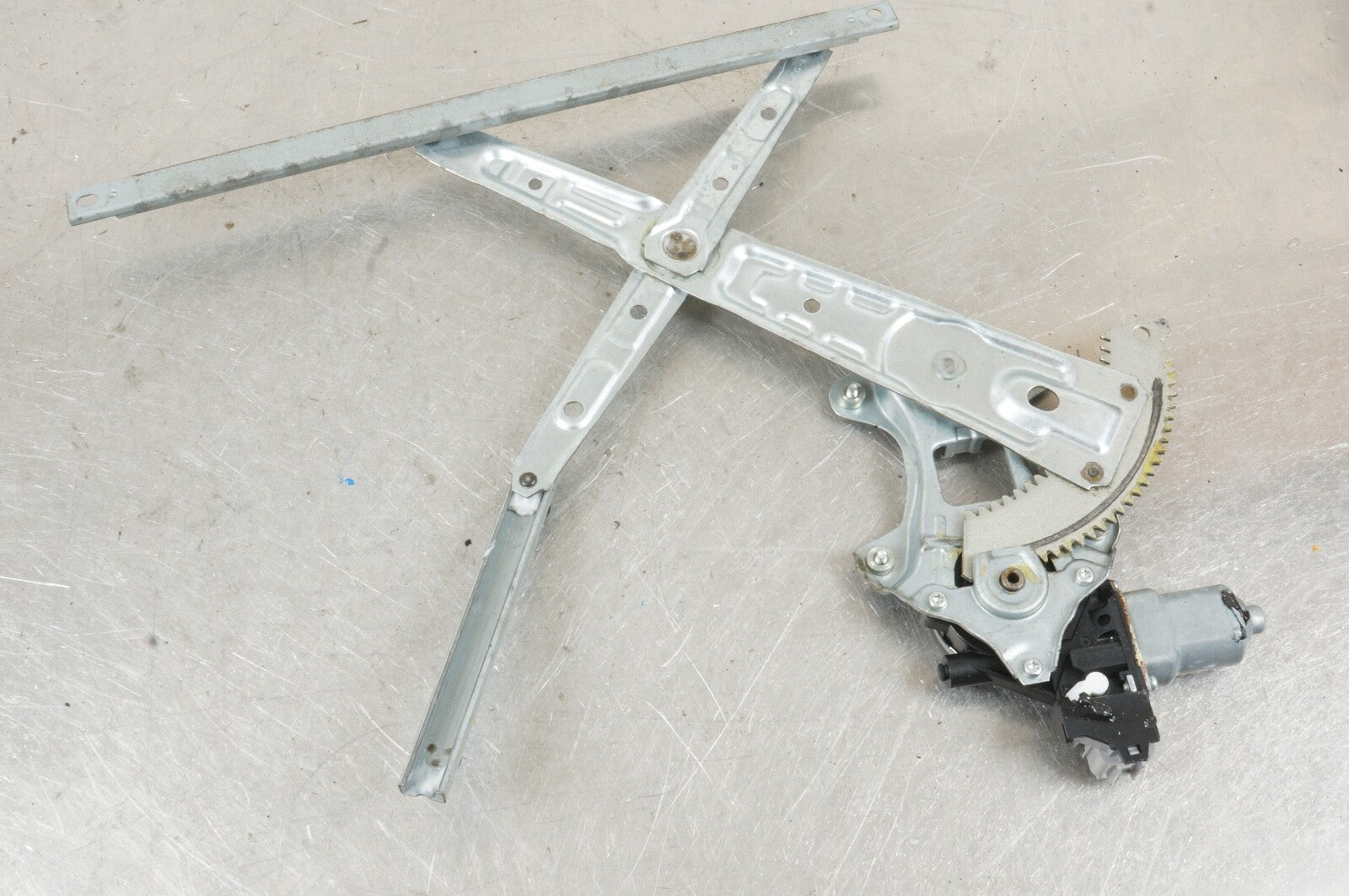 2011-2017 Nissan Quest Rear right door window regulator motor 807301PF0A
