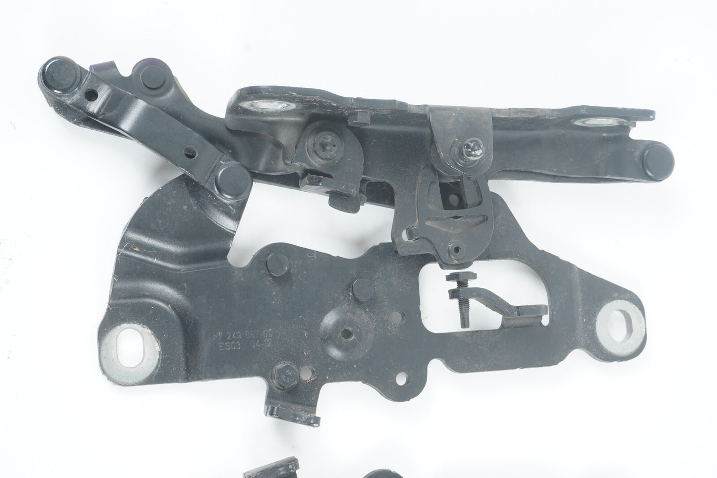 2012 - 2018 BMW 650i 640i HOOD BONNET HINGE  SET OF 2 OEM