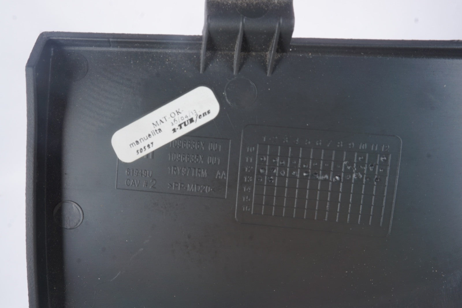 2012-2019 12 13 14 15 16 Fiat 500 Driver Left Dash Dashboard Fuse Box Trim