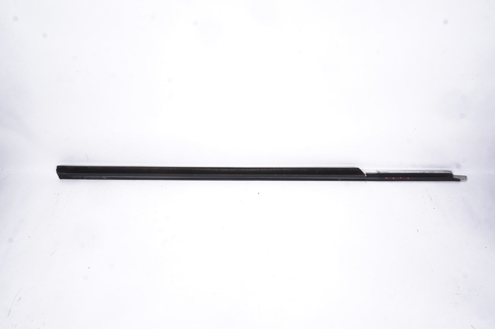 10-17 Mercedes Benz E350 E400 Coupe Right Passenger Rear Quarter  Window Molding
