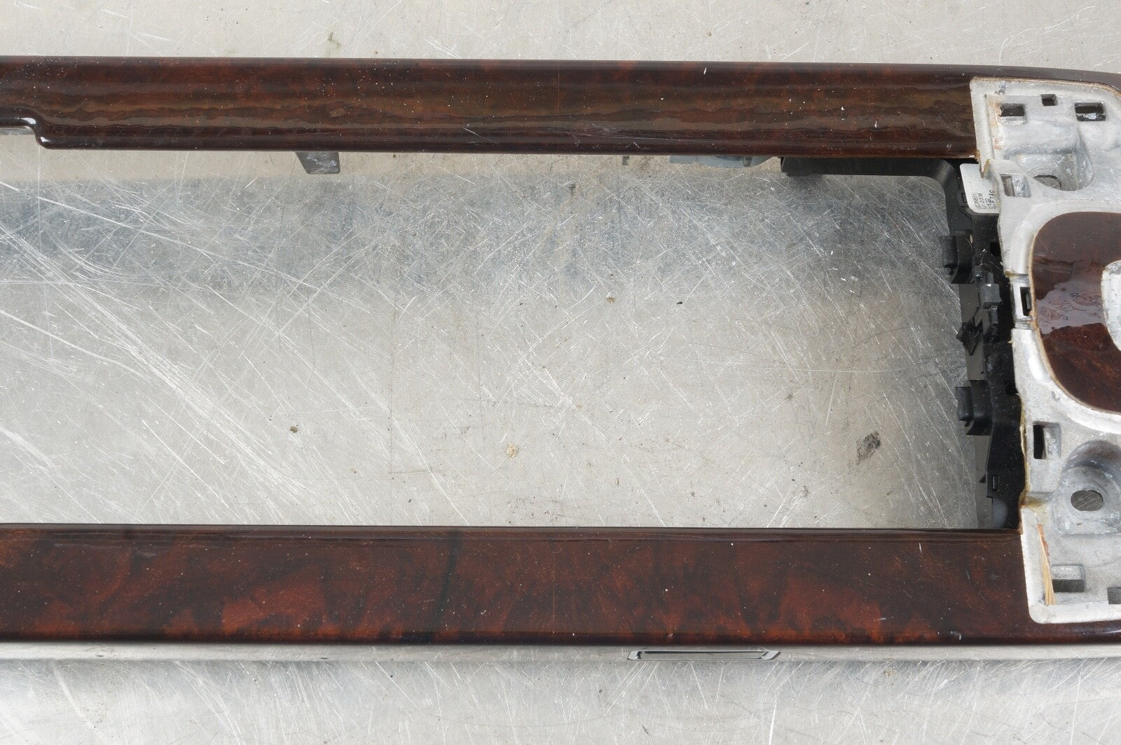 07-09 Mercedes W221 S450 S550 AMG Center Console Trim Bezel Wood 2216800234 OEM
