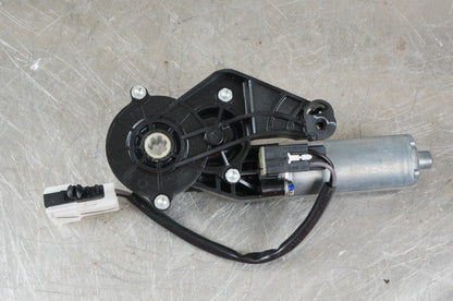 01-09 Mercedes W203 C230 Front Right Passenger Seat Motor 0390203207 OEM