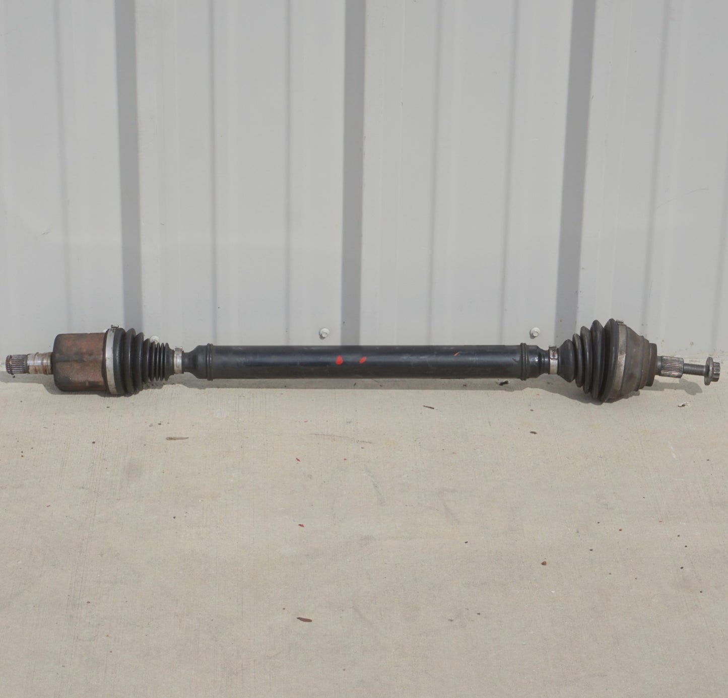 12-15 Volkswagen Passat 2.5L  Front Right Passenger CV Axle Shaft OEM