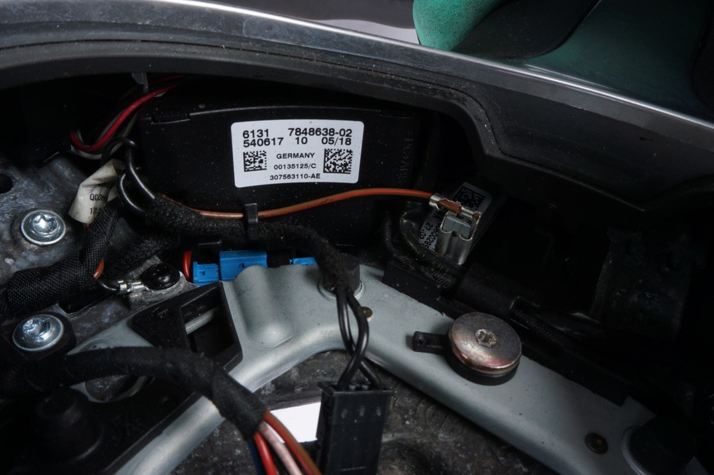 2018 - 2023 BMW X2 Steering Driver Wheel OEM ! HAS DAMAGE !