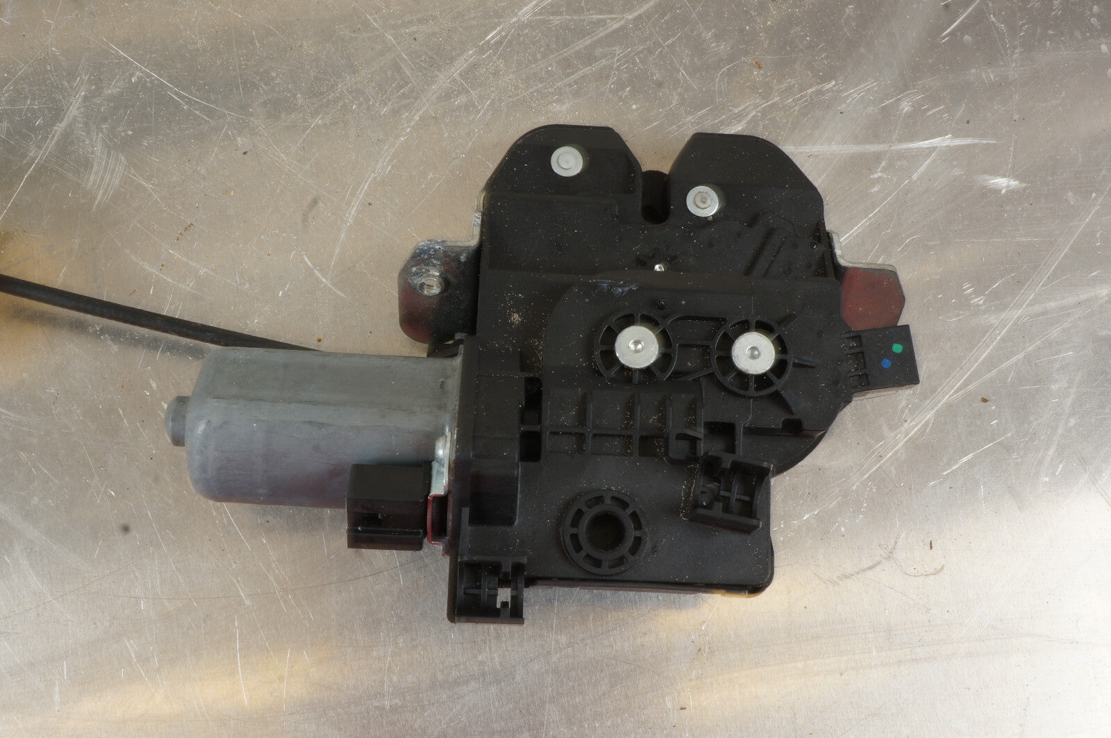 2007 - 2013 MERCEDES W216 W221 S550 CL550 TRUNK LOCK LATCH ACTUATOR OEM