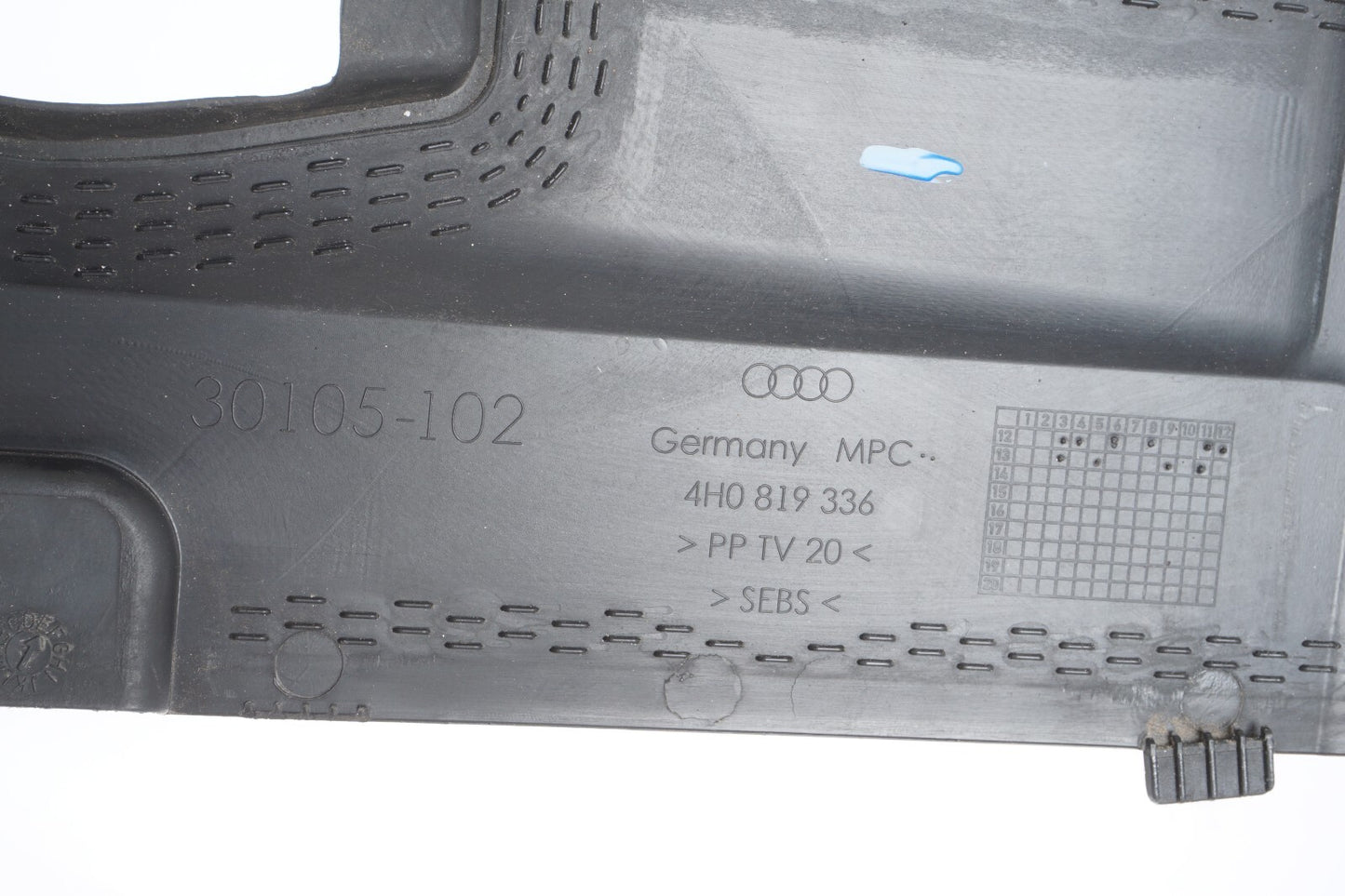 12-17 AUDI A8L A8 FRONT COWL PANEL RAIN TRAY COVER PANEL LEFT & RIGHT OEM