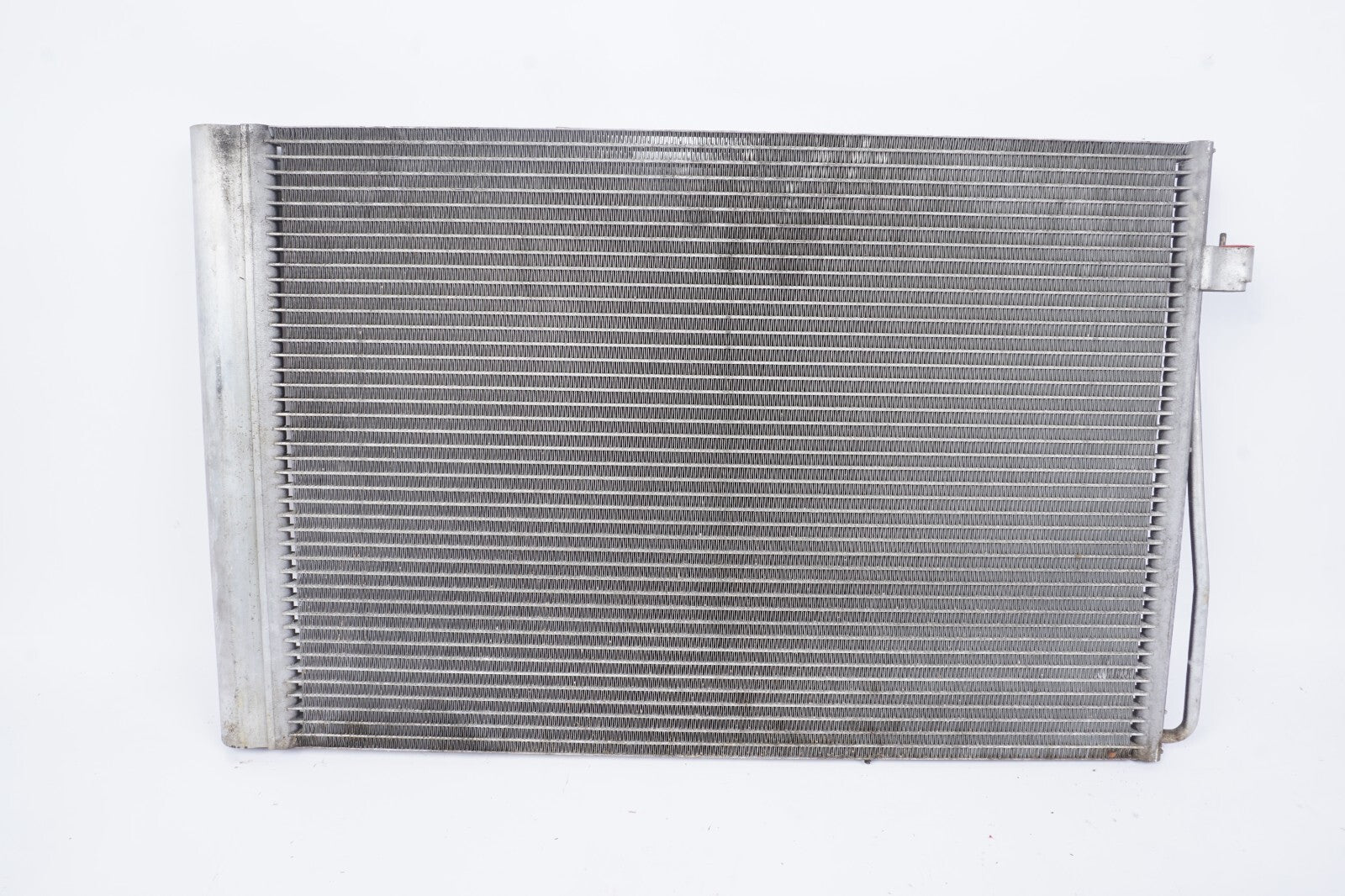 2006 - 2010  BMW 650i E63 E64 A/C Condenser 2282939 OEM