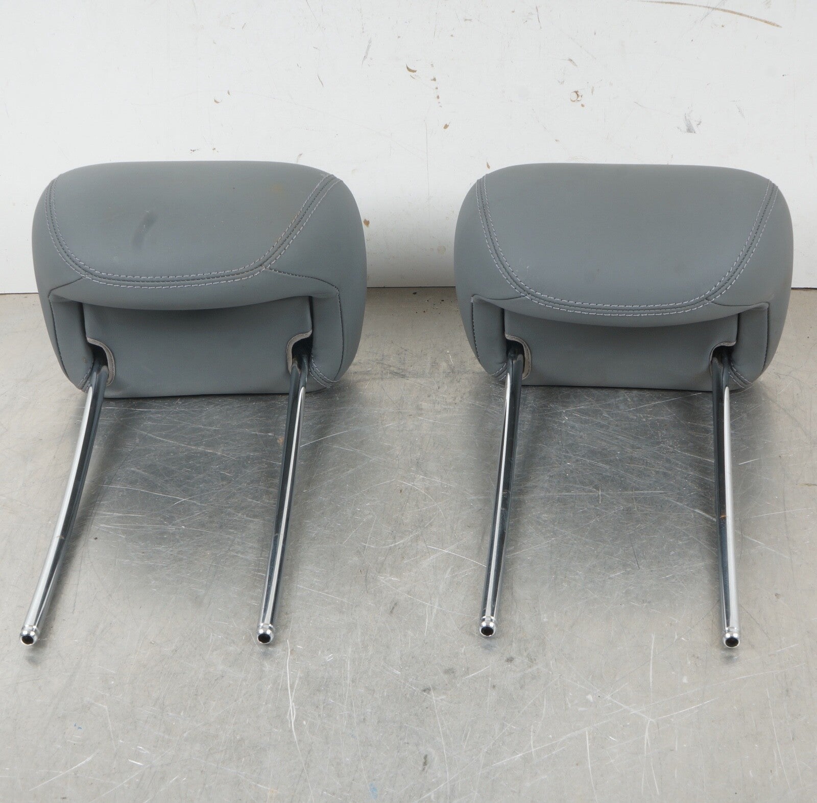 07-14 Mercedes W216 CL550 CL63 AMG Seat Headrest Head Rest Front Left  Right
