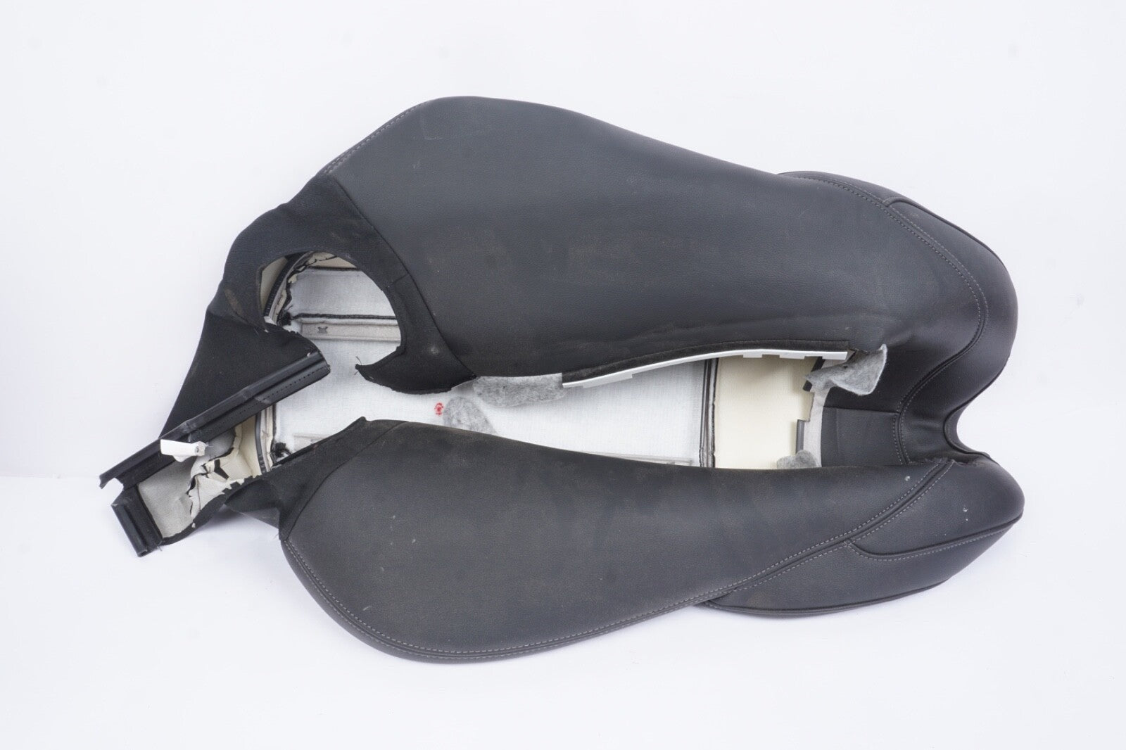 2022 - 2024 BMW i4 430i M440i G26 FRONT RIGHT PASSENGER SEAT UPPER CUSHION OEM