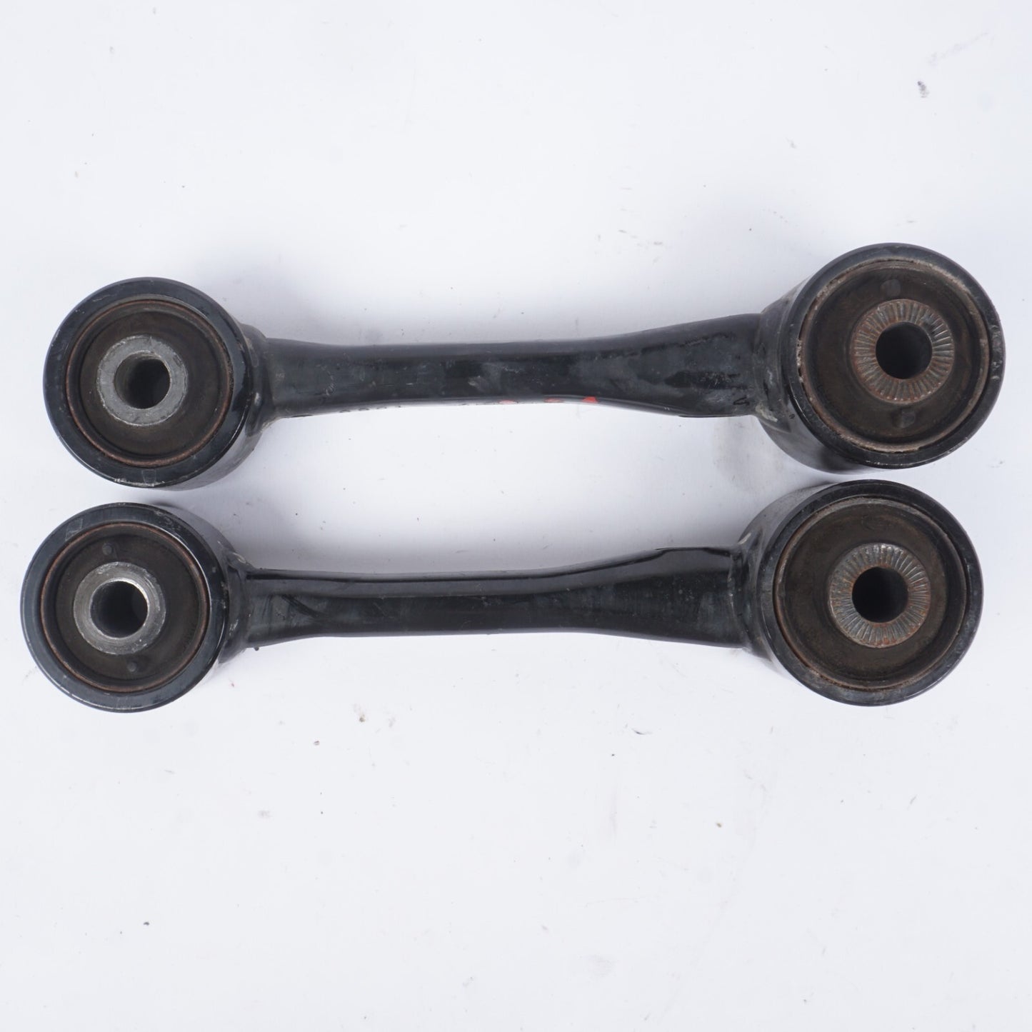 2015 - 2019 Toyota Highlander Rear Lower Control Arm Left & Right OEM