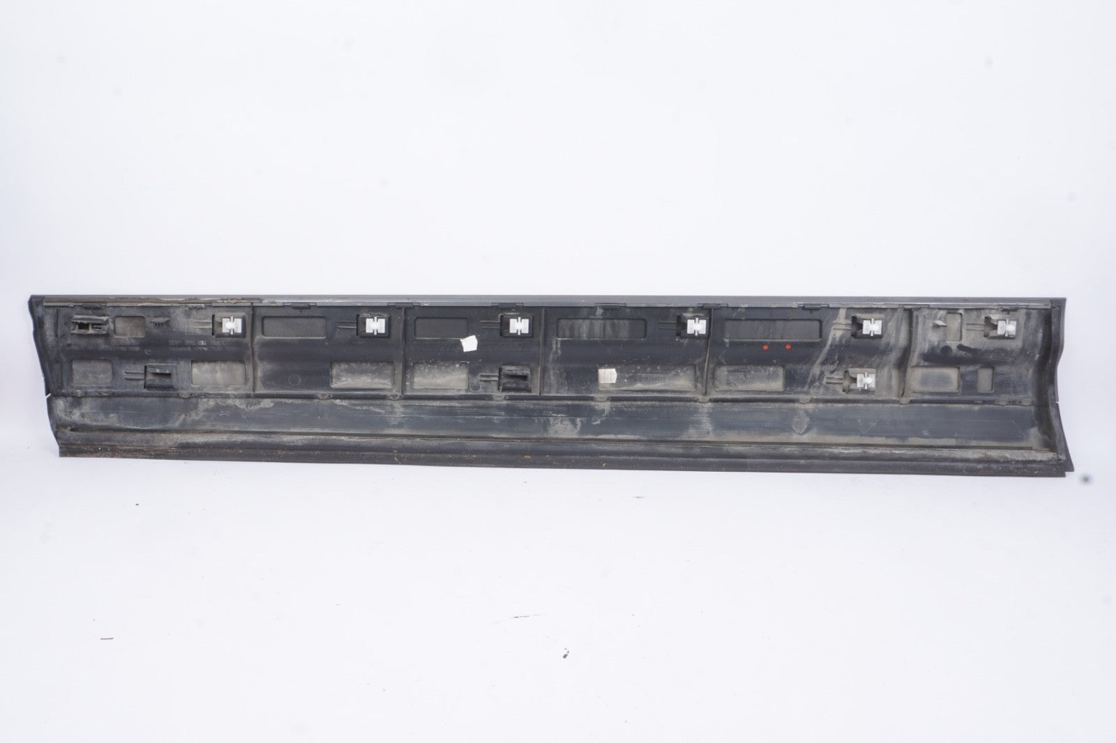 2011 - 2018 PORSCHE CAYENNE - Front Right Lower DOOR Molding / Blade 7P5837788L