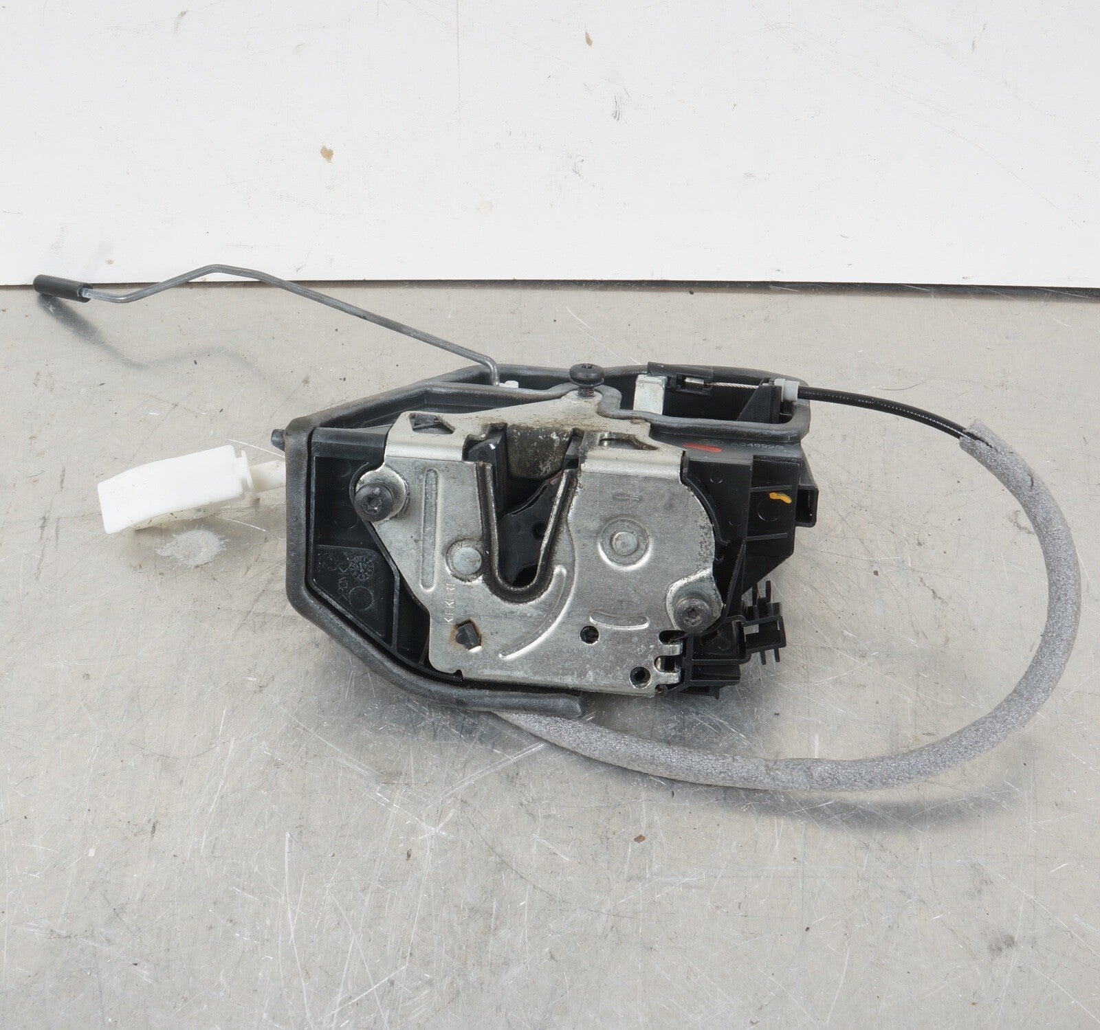 2005 - 2016 BMW Z4 E89 LEFT DRIVER SIDE DOOR LOCK LATCH ACTUATOR OEM