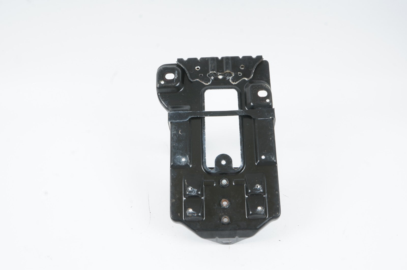 07-09 Mercedes S550 W221 BATTERY TRAY BRACKET A2216201018 OEM