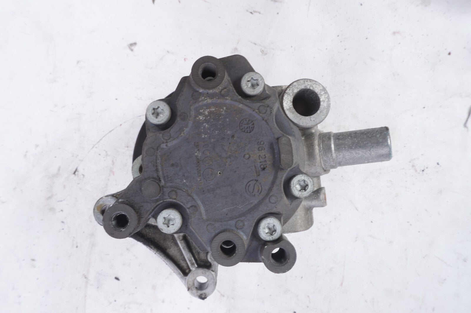 12-15 Mercedes W204 C250 SLK250 Power Steering Pump A0064663601 OEM