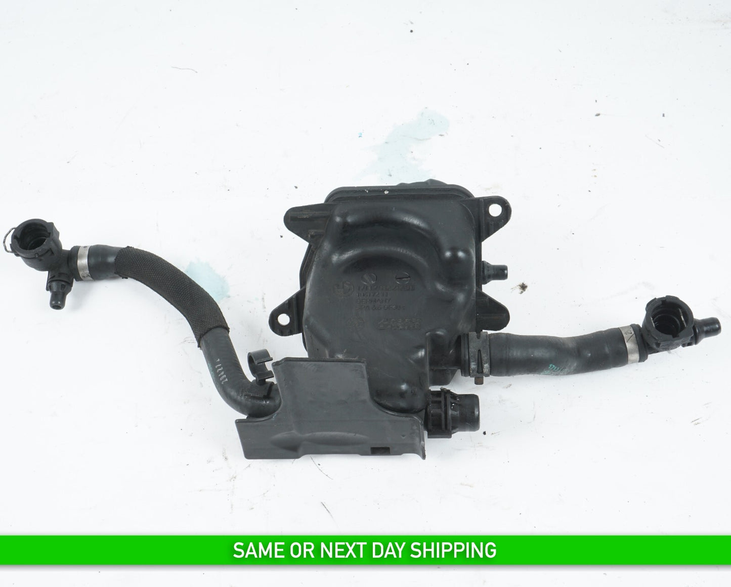 2012 - 2016 BMW 650i ENGINE COOLANT RESERVOIR EXPANSION TANK 17137632212  OEM