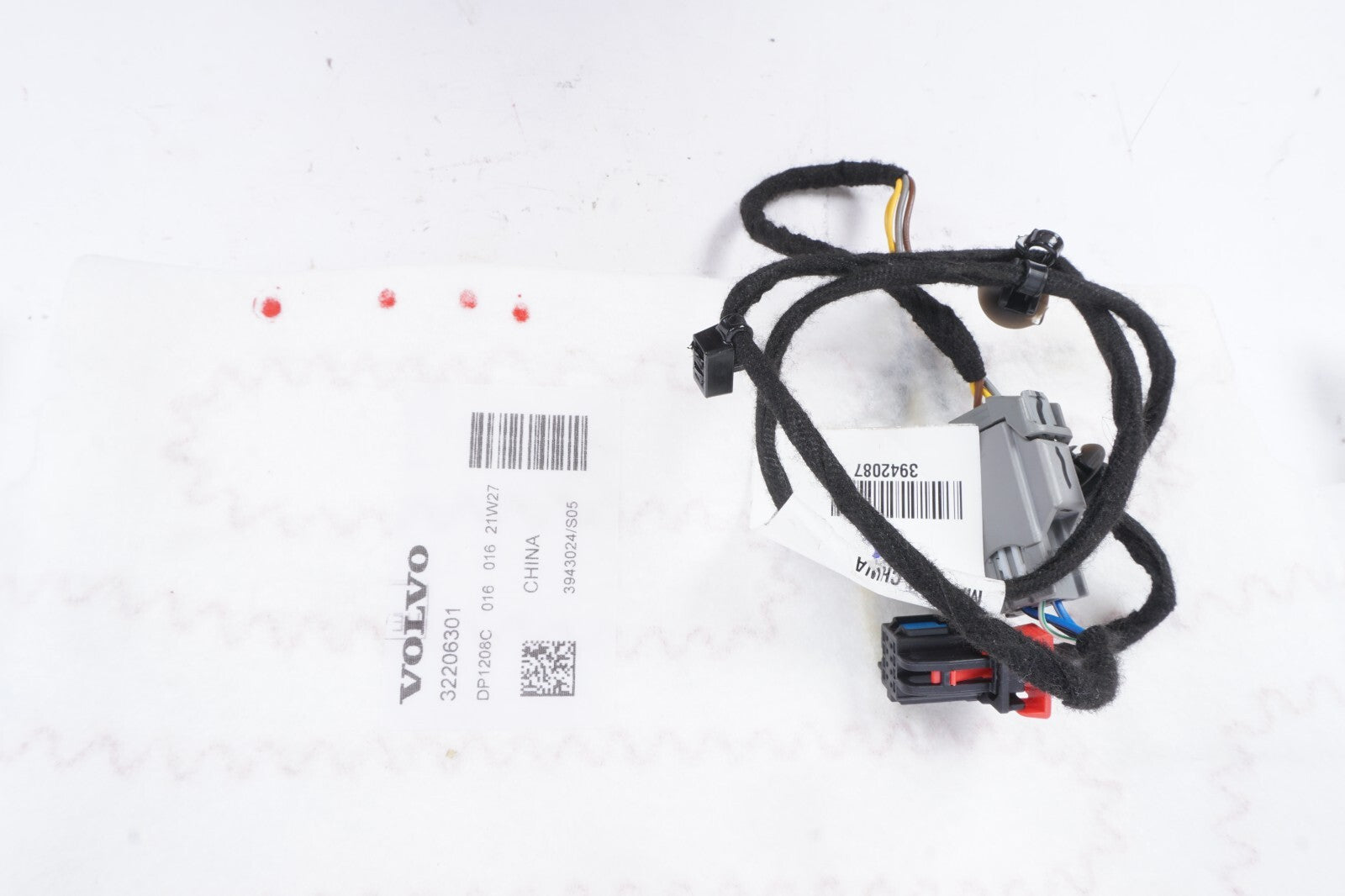 2021 - 2023 Polestar 2 Rear Right Passenger Side Seat Mat & Wire Harness OEM