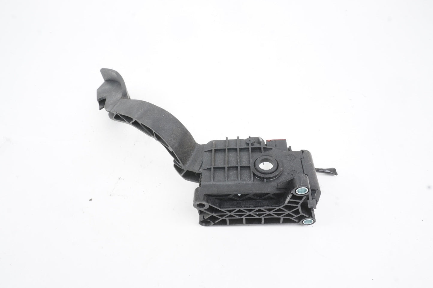 2014 - 2017 Fiat 500L Gas Pedal Accelerator 55702020 OEM