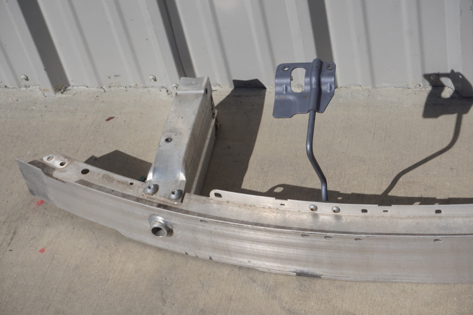2010-2016Mercedes Benz E350 Coupe Convertible Front Bumper Reinforcement Support
