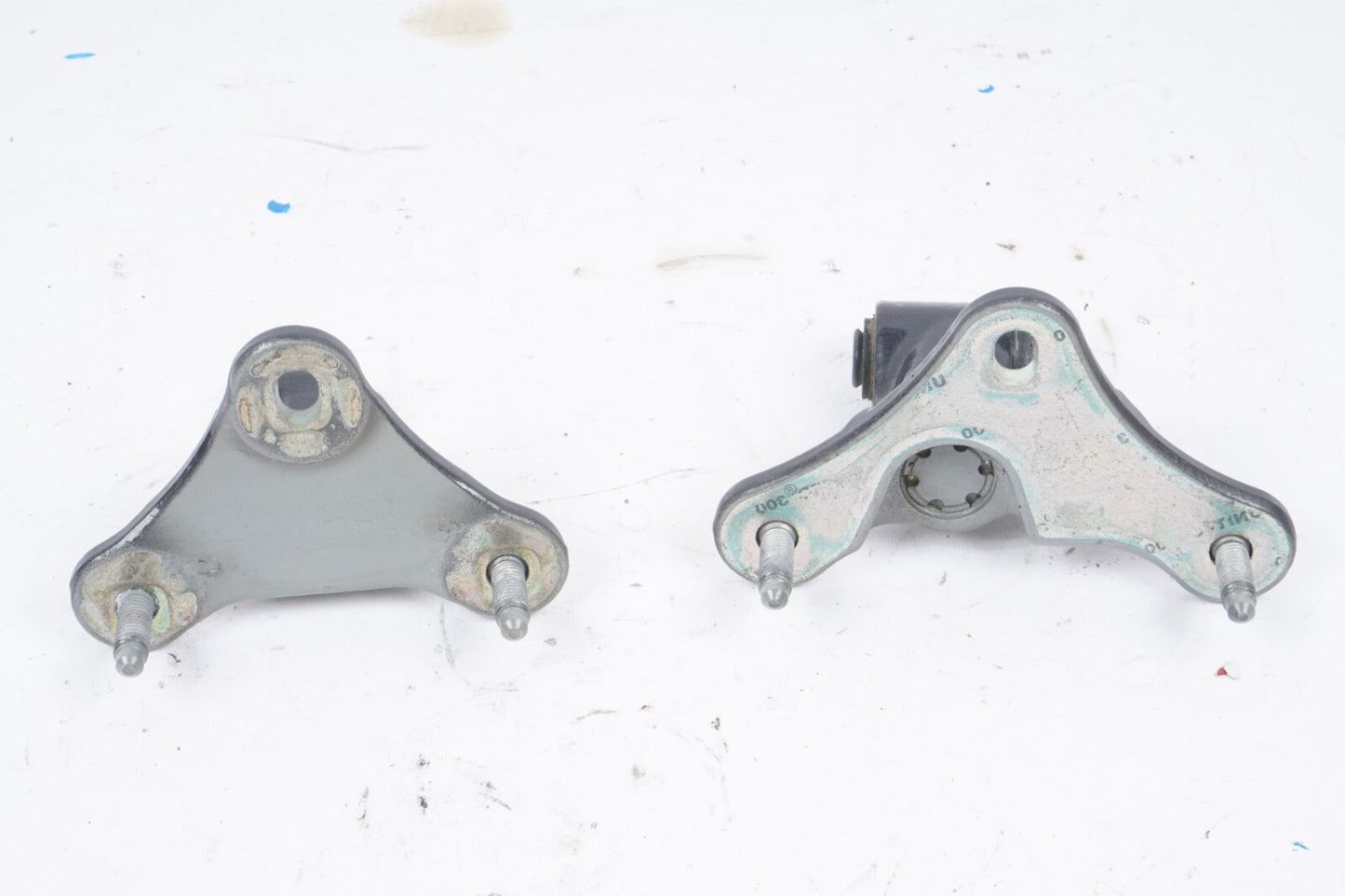 2012-2016 Mercedes E350 W207 OEM Left Driver Side Door Hinges