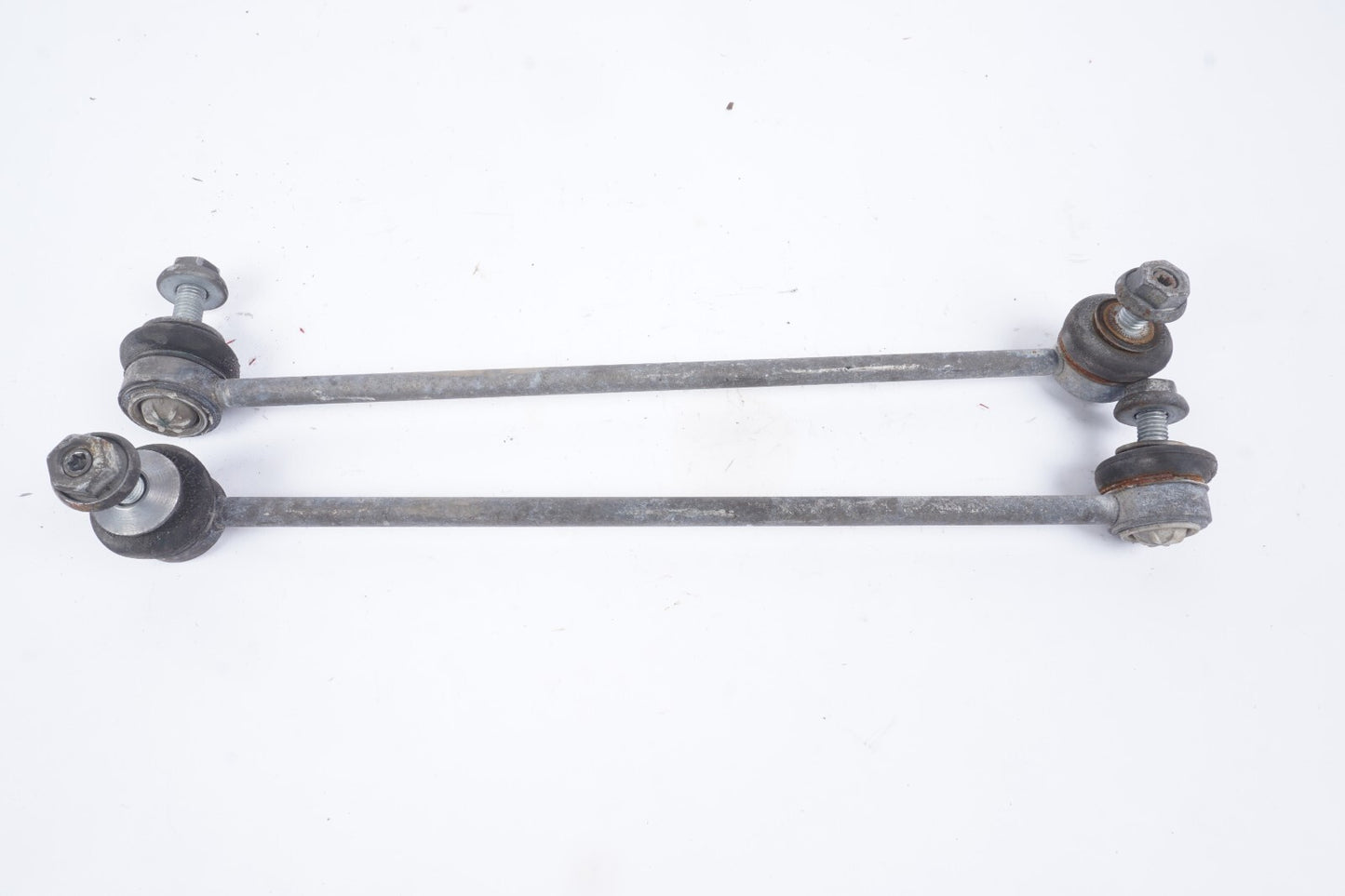2006 - 2010  BMW 650i E63 E64 Front Sway Bar Stabilizer Link Left & Right OEM