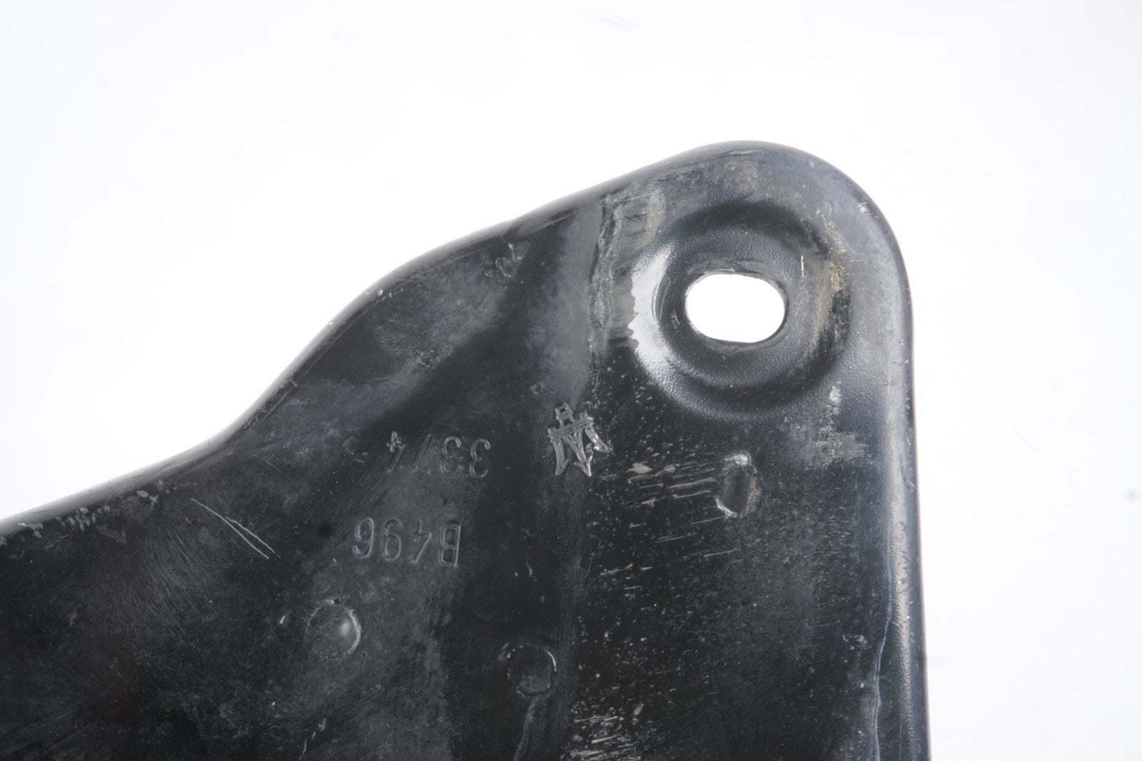 2014-2019 Maserati Ghibli Front Subframe Support Mount Bracket Left & Right  OEM