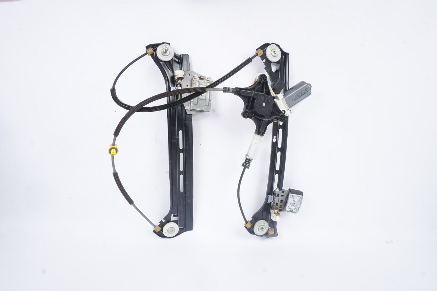 10-17 Mercedes W207 E350 E550 Coupe Front Right Window Regulator & Motor OEM