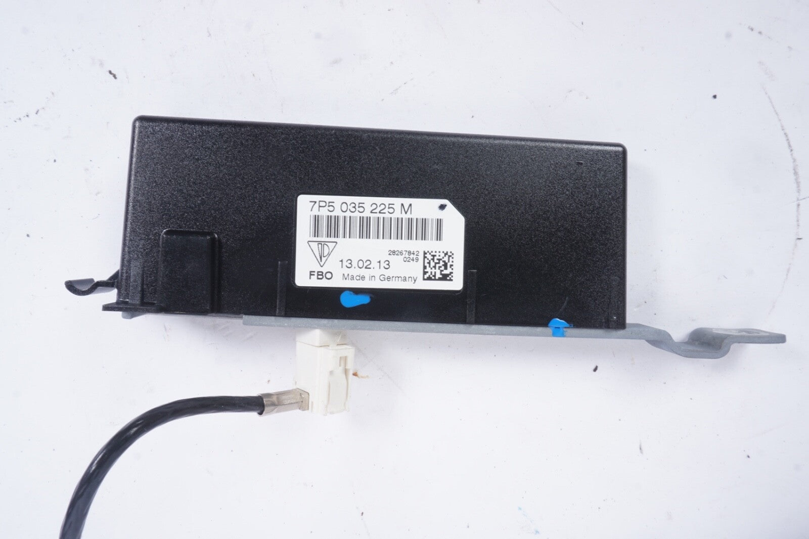 2011-2018 PORSCHE CAYENNE REAR ANTENNA BOOSTER AMPLIFIER MODULE 7P5035225 OEM