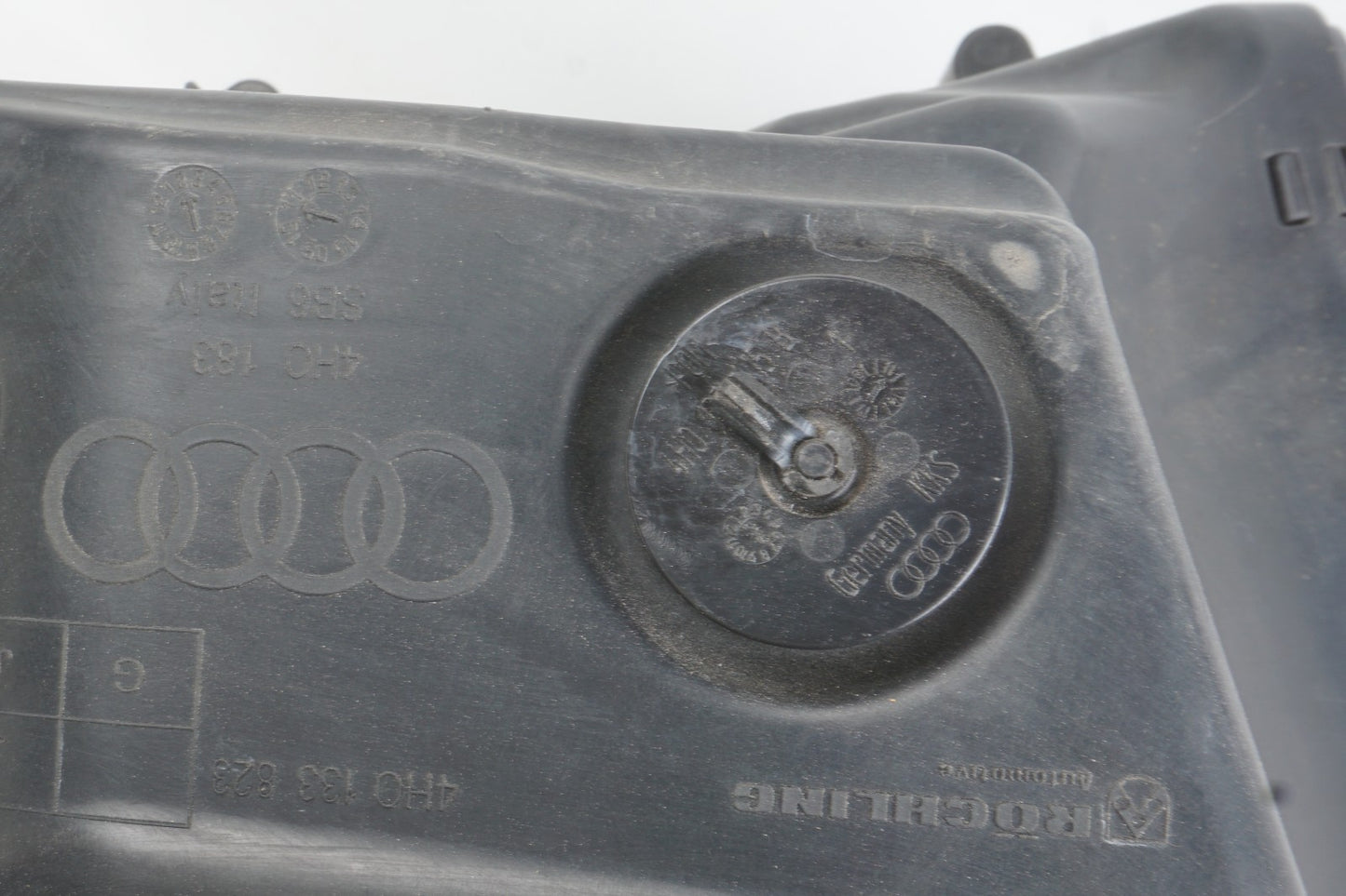 2011 2012 Audi A8 4.2l Left Air Cleaner Intake Filter Housing Box OEM