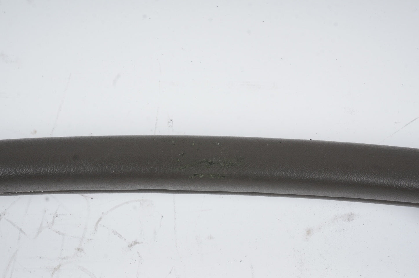 2003 - 2006 CADILLAC ESCALADE RH RIGHT DASH INTERIOR GRAB HANDLE