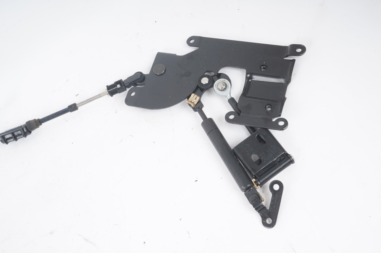 2003 - 2008 MERCEDES BENZ SL500 R230 REAR LOCK LATCH PART 12043110000