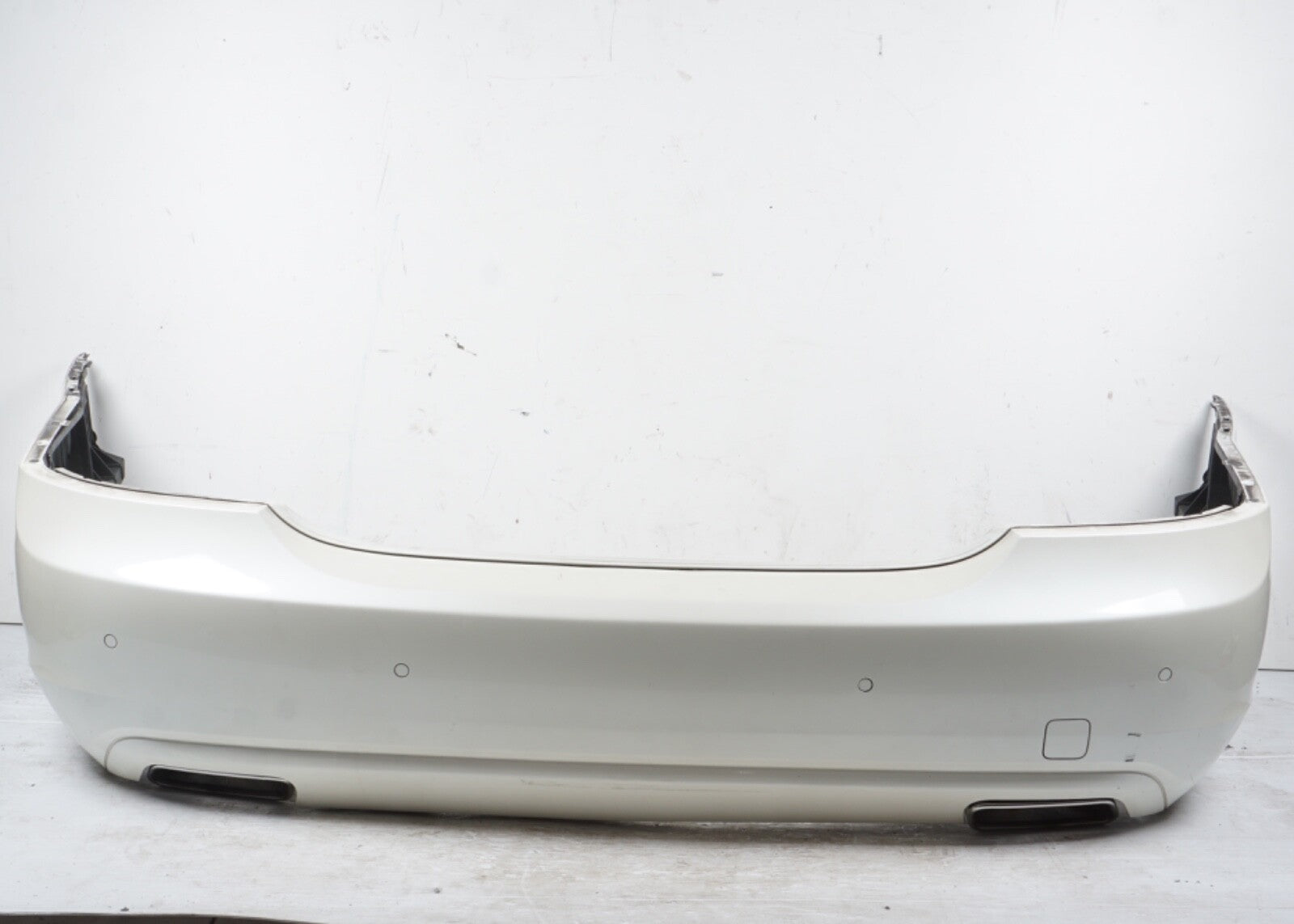 10-13 Mercedes W221 S550 S400 Base Rear Bumper Cover Assembly OEM