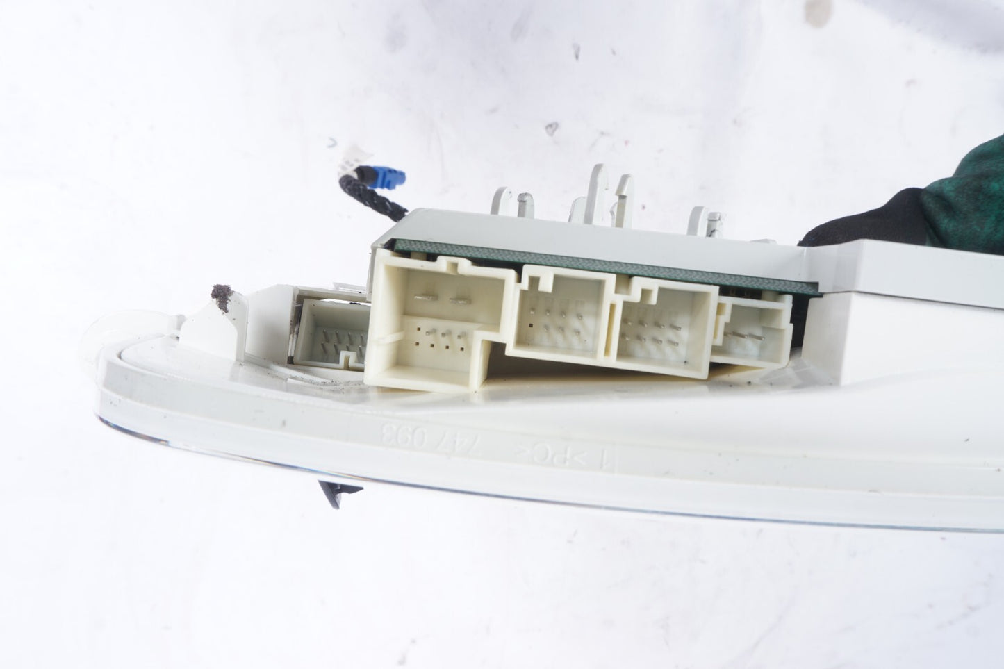 08-14 Mercedes W204 C250 C300 C350 Overhead Dome Light Lamp 2049004701  OEM