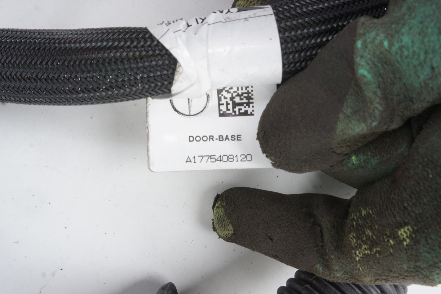 2022 - 2024 MERCEDES EQB33 FRONT RIGHT SIDE DOOR WIRE WIRING HARNESS OEM