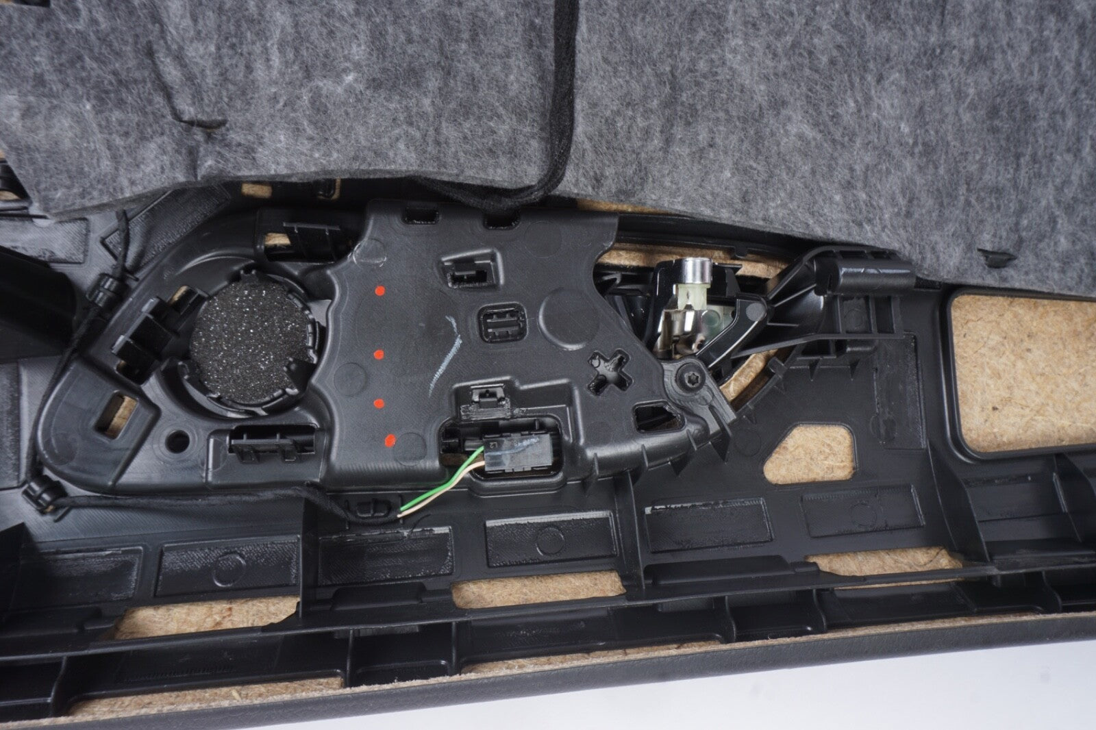 2015 - 2020 MERCEDES GLA250 X156 REAR RIGHT SIDE INNER DOOR PANEL OEM